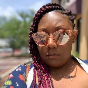 Meet your Posher, Alisha